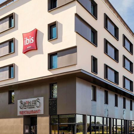 Ibis Saint Quentin En Yvelines - Velodrome Hotel Montigny-le-Bretonneux Eksteriør billede