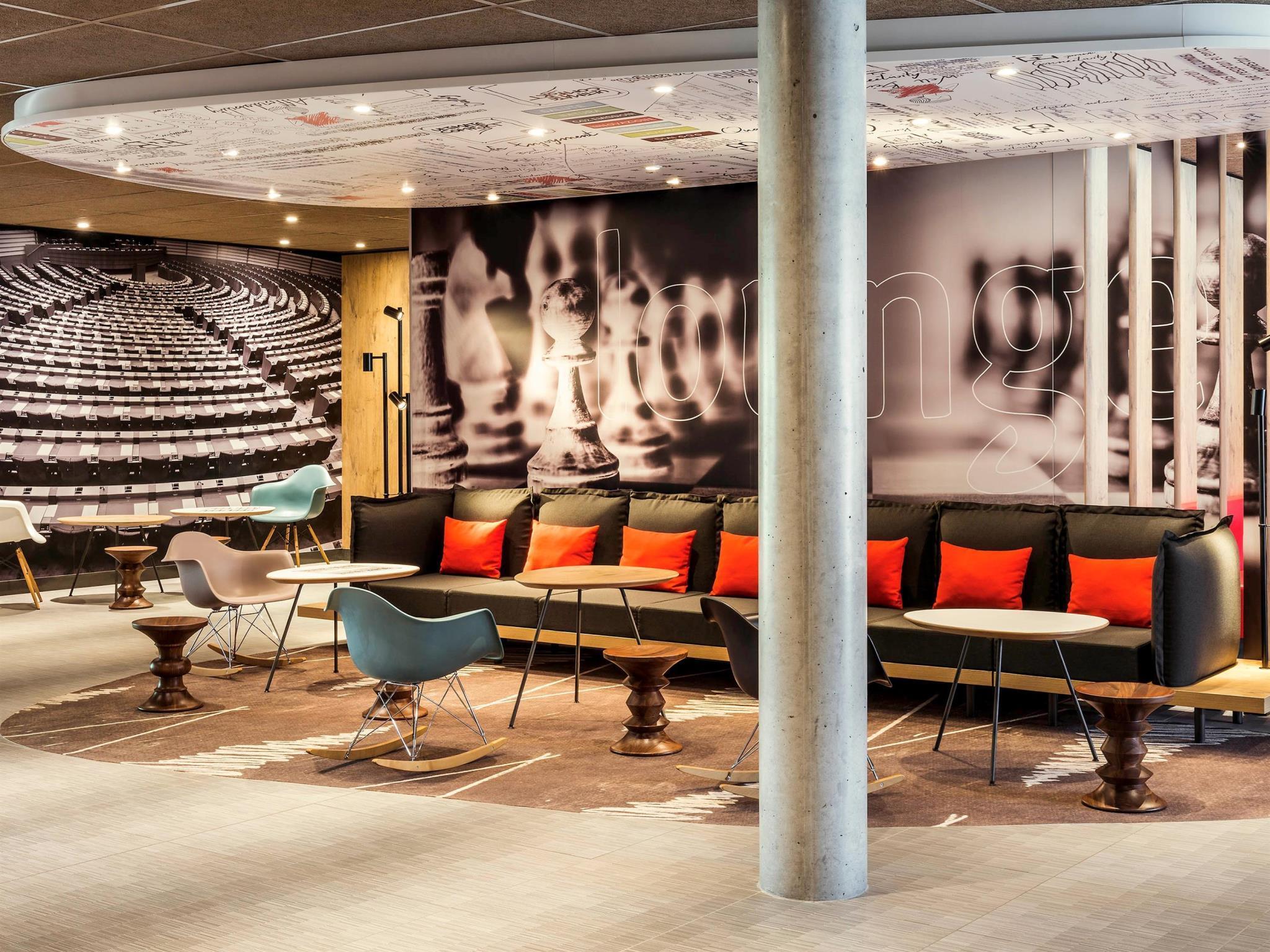 Ibis Saint Quentin En Yvelines - Velodrome Hotel Montigny-le-Bretonneux Eksteriør billede