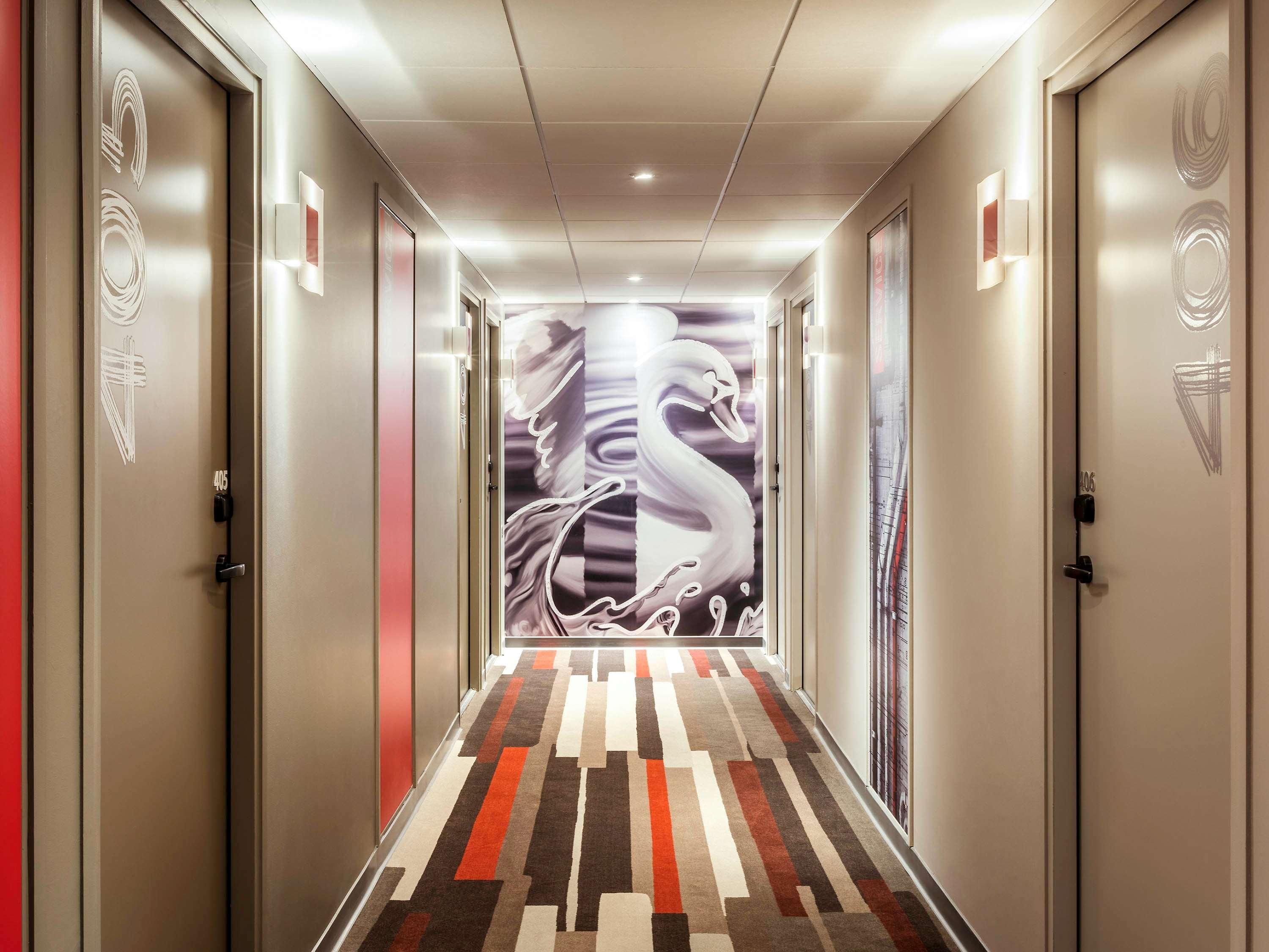 Ibis Saint Quentin En Yvelines - Velodrome Hotel Montigny-le-Bretonneux Eksteriør billede